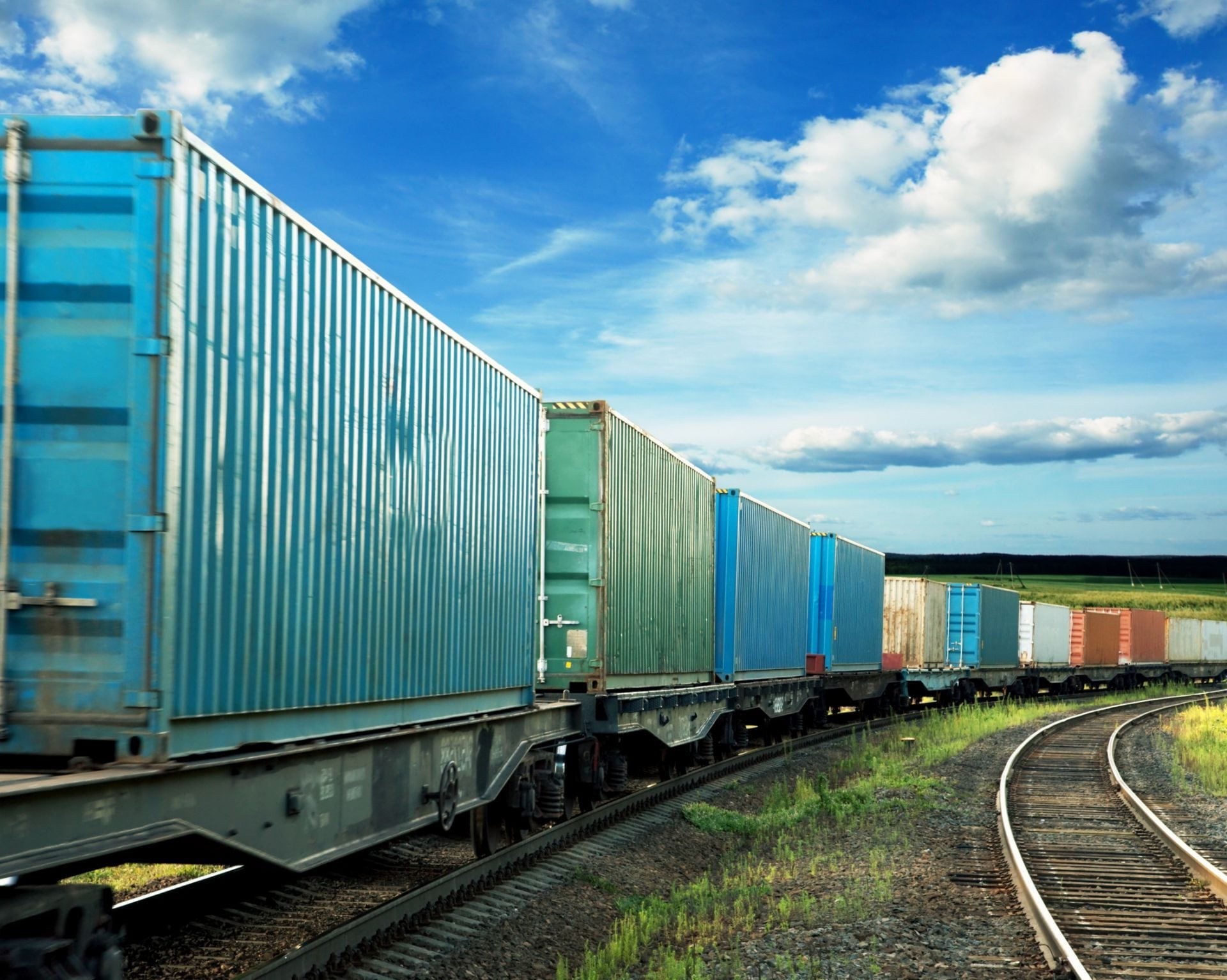 Train coming around the bend